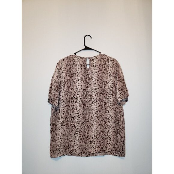 Nora Noh Women Sz L Blouse Leopard Print Short Sleeve 100% Silk Brown Round Neck - Picture 2 of 5